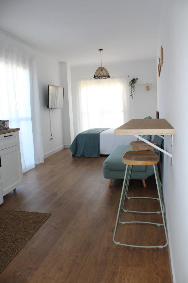 Brand New Studio With Terrace And Bbq Close To City Center Малага Екстериор снимка