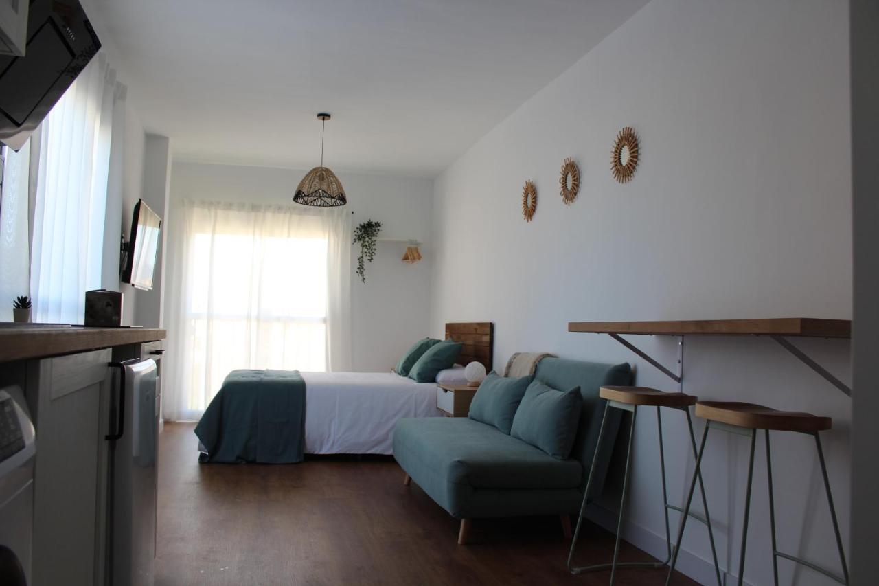 Brand New Studio With Terrace And Bbq Close To City Center Малага Екстериор снимка