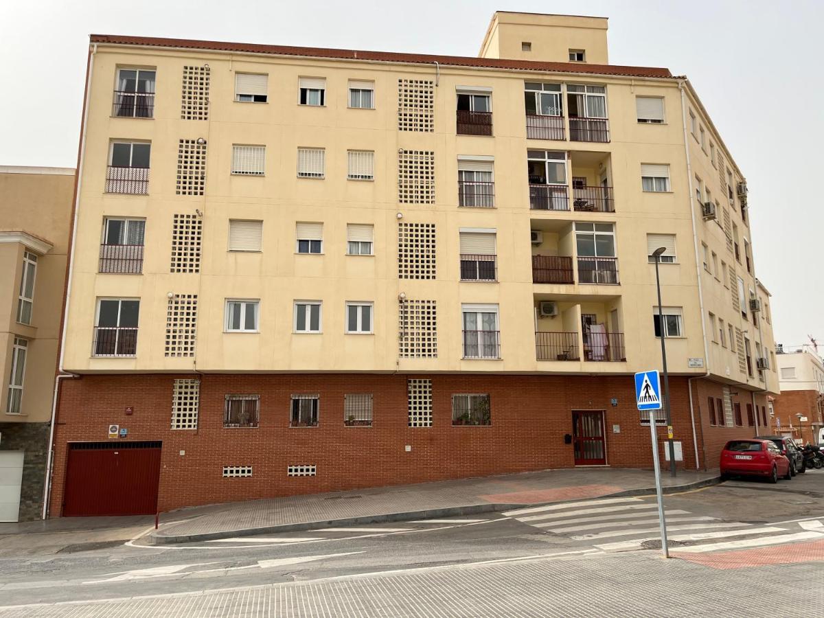 Brand New Studio With Terrace And Bbq Close To City Center Малага Екстериор снимка